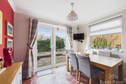 3 bedroom semi-detached house for sale, Limbrick Avenue, Durham TS19