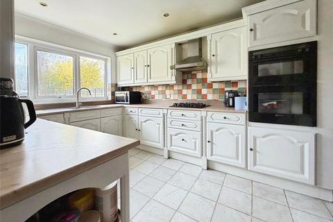 4 bedroom semi-detached house for sale, Oaklands Close, Bexleyheath DA6