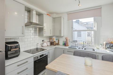 2 bedroom maisonette for sale, Bayhall Road, Tunbridge Wells, Kent, TN2