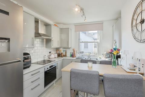 2 bedroom maisonette for sale, Bayhall Road, Tunbridge Wells, Kent, TN2