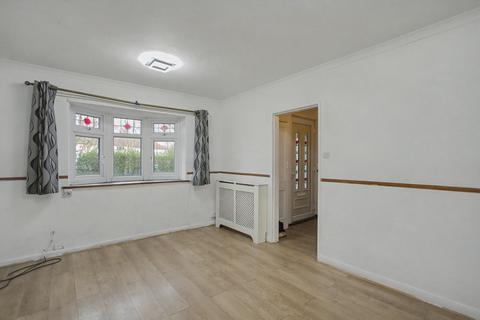 undefined, Weston Green, Dagenham RM9