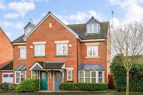 4 bedroom semi-detached house for sale, Clark Close,Shipston-on-stour,CV36 4HJ