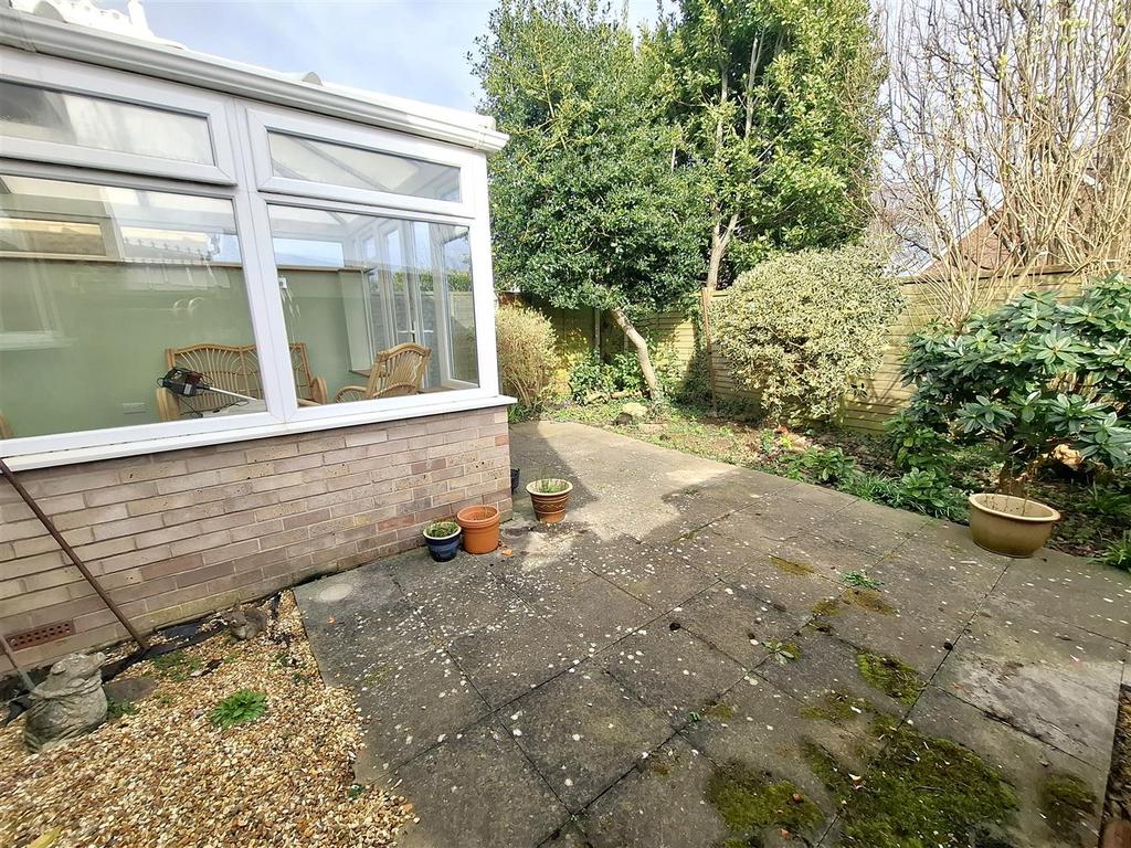 Garden 2.jpg
