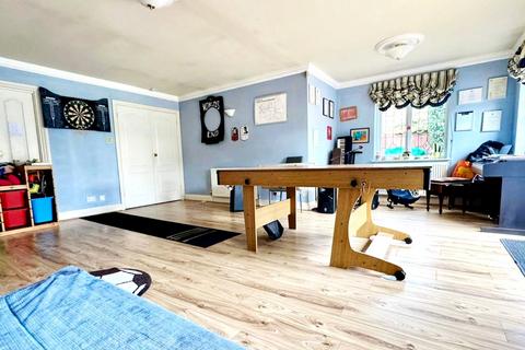 4 bedroom link detached house for sale, Holyport, Maidenhead, Berkshire, SL6