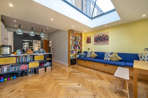 undefined, Henniker Gardens, East Ham, London, E6