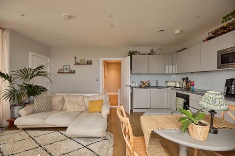 1 bedroom apartment for sale, at Millwards Court, Greyhound Parade, London SW17