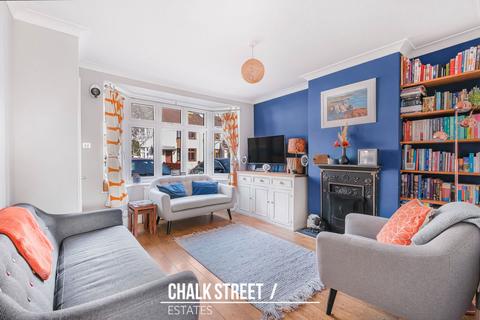 3 bedroom terraced house for sale, Harwood Avenue, Hornchurch, RM11