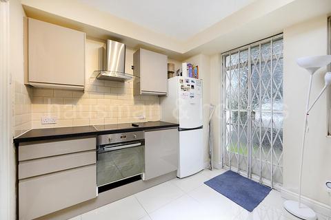 undefined, Riverside Drive, NW11