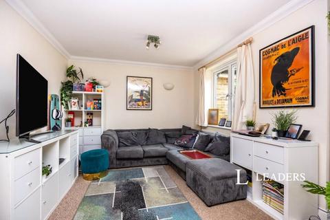 3 bedroom house to rent, Richmond Road, Godalming, GU7