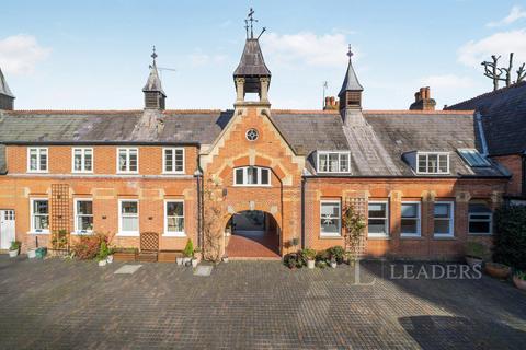 undefined, Longcross Road, Longcross, Chertsey, KT16