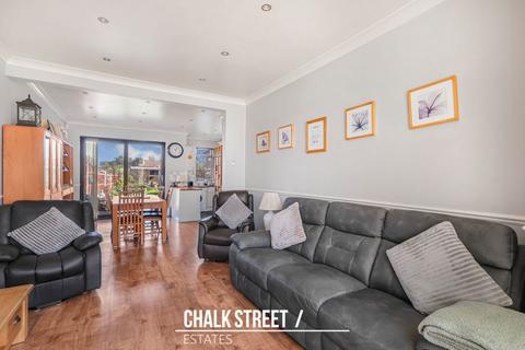 undefined, Havering Road, Romford, RM1