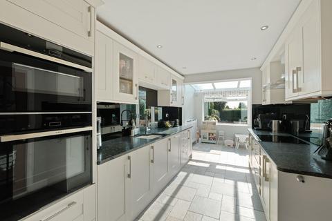 3 bedroom semi-detached house for sale, Birmingham Road, Marlbrook, B61