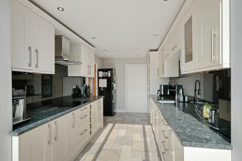 3 bedroom semi-detached house for sale, Birmingham Road, Marlbrook, B61