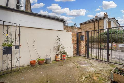 2 bedroom maisonette for sale, Rye Lane, Peckham, London, SE15