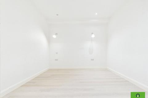 1 bedroom flat to rent, High Street, Hornchurch RM12