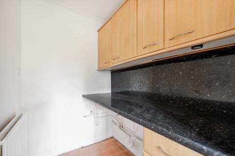 4 bedroom townhouse for sale, Wheatcroft Grove, Gillingham, Kent