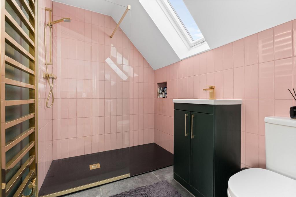 Ensuite Shower Room