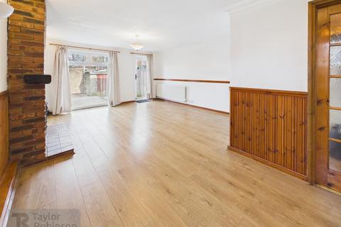 undefined, Fennel Crescent, Crawley