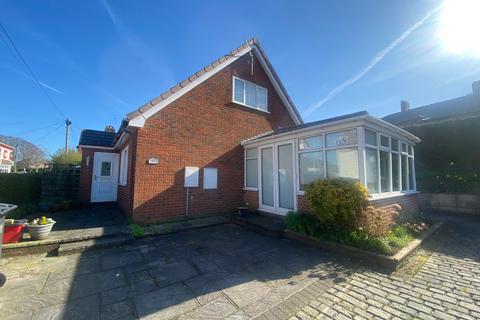 3 bedroom detached bungalow for sale, The Hill, Sandbach