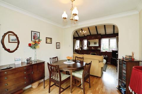 2 bedroom bungalow for sale, Dunham Crescent, Crewe, Cheshire, CW2