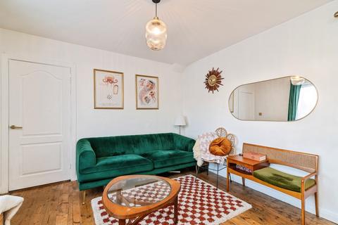 3 bedroom terraced house for sale, Ashworth Close, Nottingham, Nottinghamshire, NG3