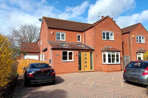undefined, Three Cocks Lane, Offenham, Evesham