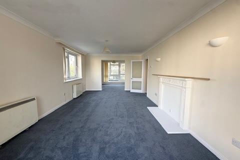 2 bedroom apartment to rent, Russell Cotes Road, Bournemouth, BH1