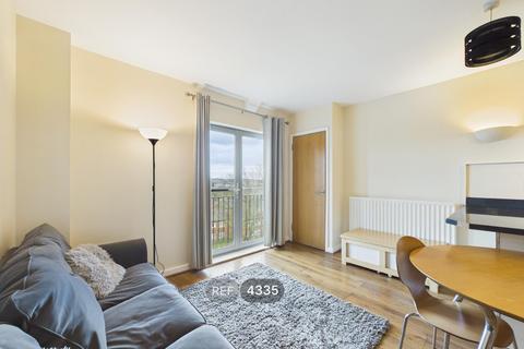 2 bedroom flat to rent, Nottingham NG7