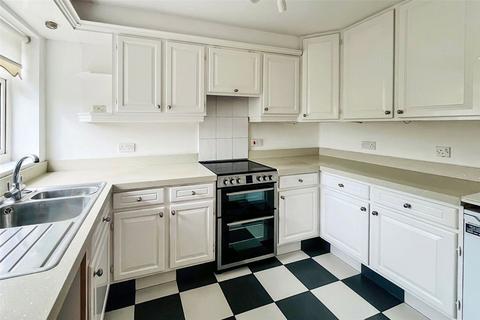 3 bedroom end of terrace house for sale, Bramber Square, Rustington, Littlehampton, West Sussex