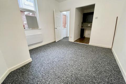 1 bedroom flat to rent, 48 Westmorland Avenue, Blackpool FY1