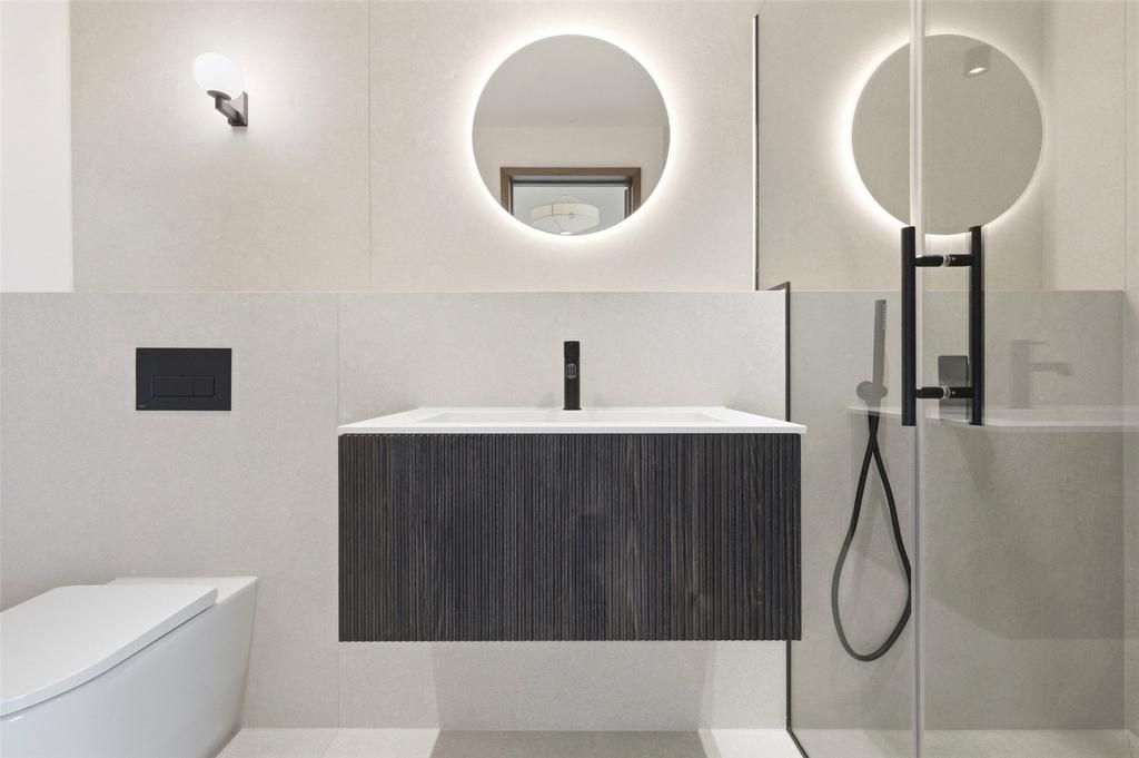 2nd En Suite