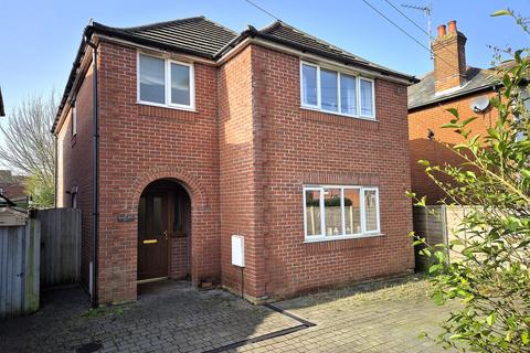3 bedroom detached house for sale, Salisbury Road, Southampton SO40