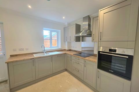2 bedroom bungalow for sale, St. Johns Hill, Bungay
