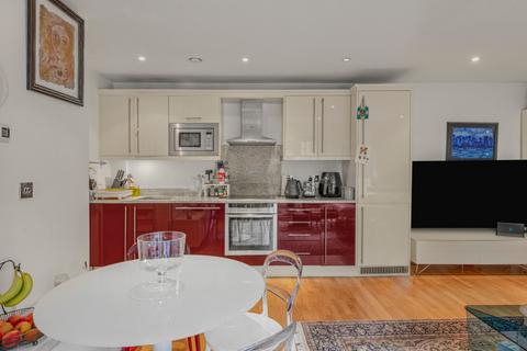 2 bedroom flat for sale, Winterton House, 4 Maida Vale, London