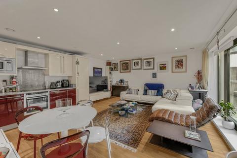 2 bedroom flat for sale, Winterton House, 4 Maida Vale, London