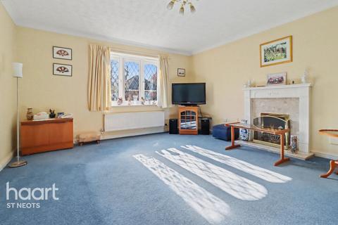 undefined, Hatley Close, St Neots