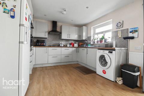 undefined, Fallowfield Drive, Newport