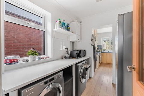 3 bedroom detached house for sale, Farnborough Road, Farnborough GU14