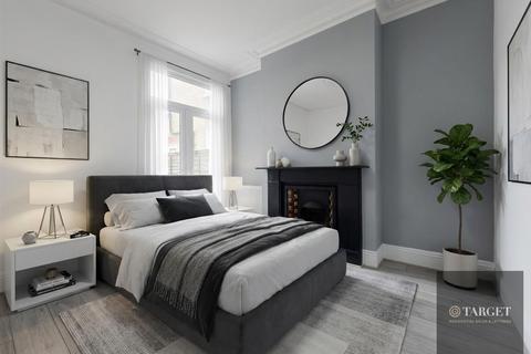 2 bedroom flat to rent, Drayton Road GR, London N17