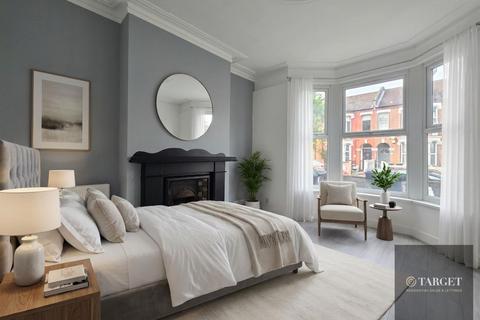 2 bedroom flat to rent, Drayton Road GR, London N17