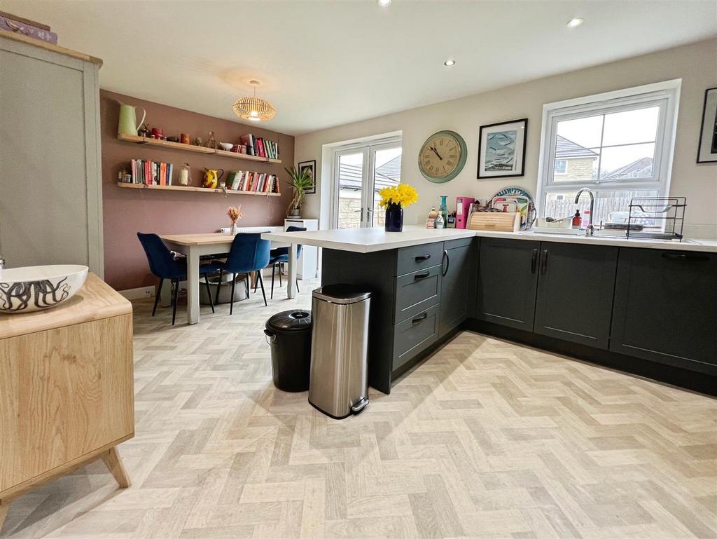 Dining Kitchen