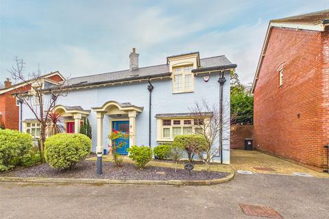 2 bedroom semi-detached house for sale, Homefield Close, Winkton, Christchurch, Dorset, BH23
