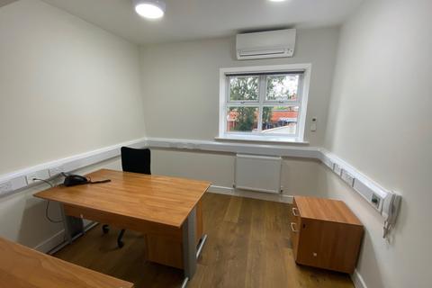 Retail property (high street) to rent, 39 Main St Kimberley NG16 2NG