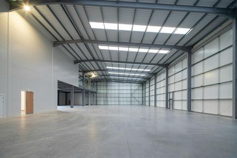 Warehouse to rent, 555 White Hart Ln London N17 7RP
