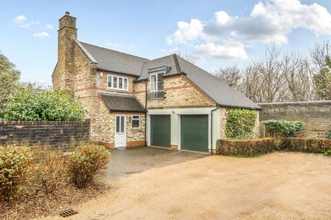 4 bedroom house for sale, Gowrie Place, Caterham, CR3