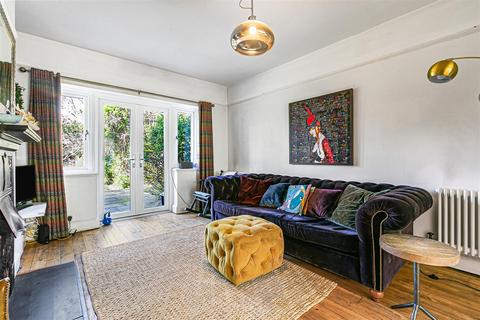 undefined, Gloucester Road, Kingston Upon Thames, Kingston Upon Thames KT1