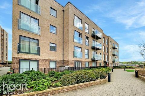 undefined, Stirling Drive, LUTON