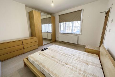 undefined, Room 2, 8, Balfour Road, Hounslow, Greater London, TW3