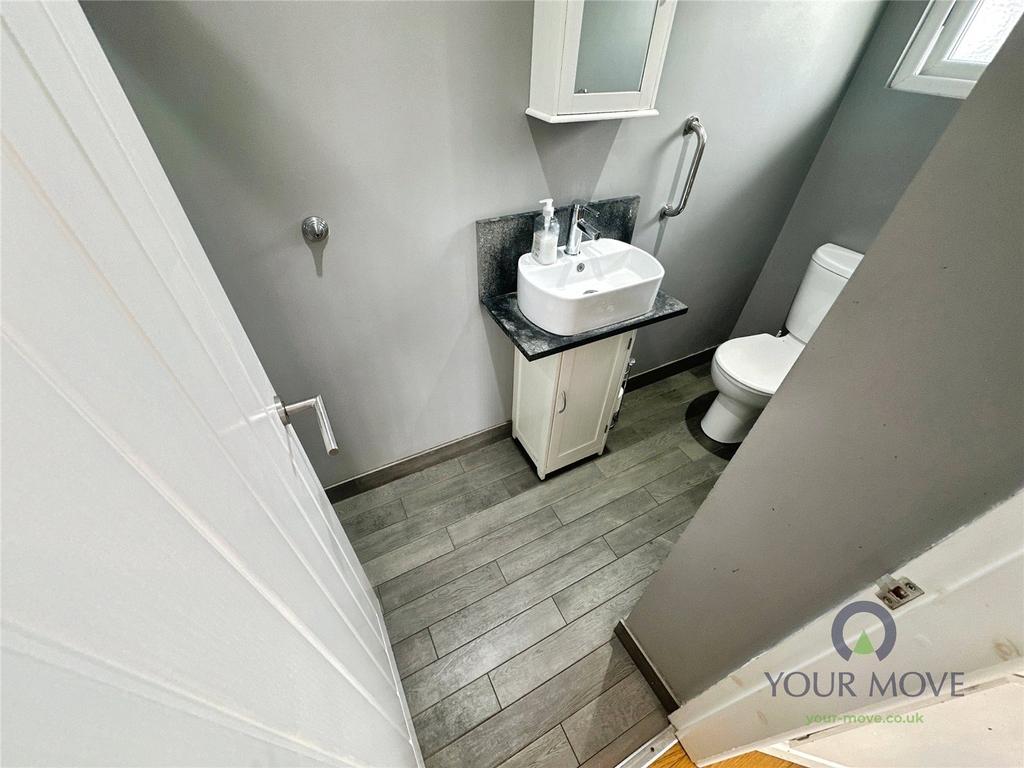Ground Fl Shower/Wc
