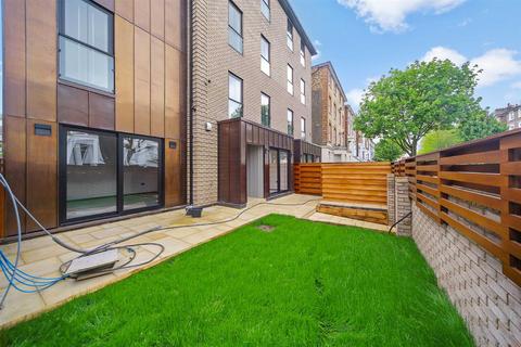 2 bedroom apartment to rent, Agar Grove, Camden, NW1